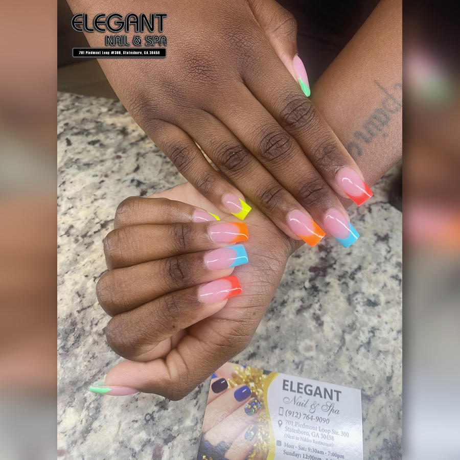 Minimalist nail design